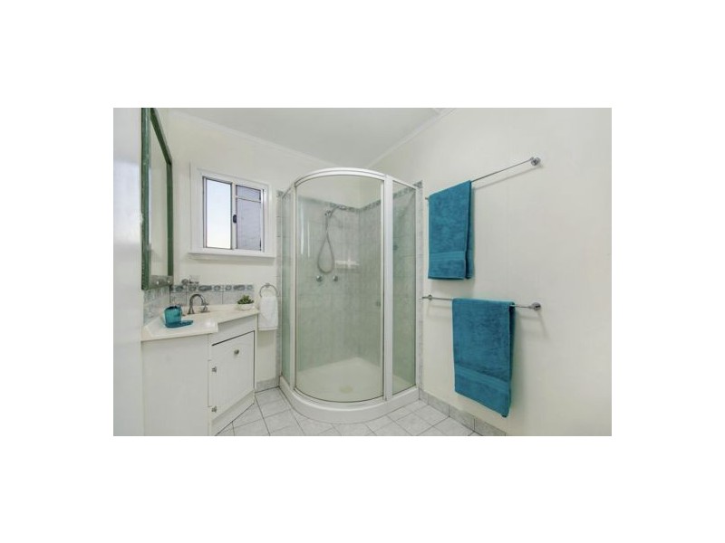 124 Albert Street, Cranbrook QLD 4814