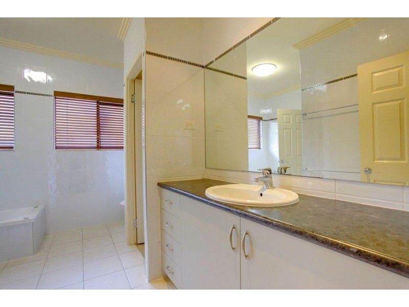 11 St Davids Close, Kirwan QLD 4817