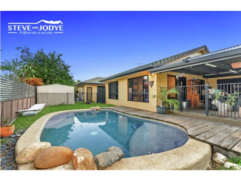 24 Joshua Crescent, Bushland Beach QLD 4818