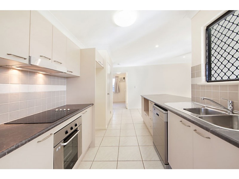 5 Lockyer Place, Mount Louisa QLD 4814