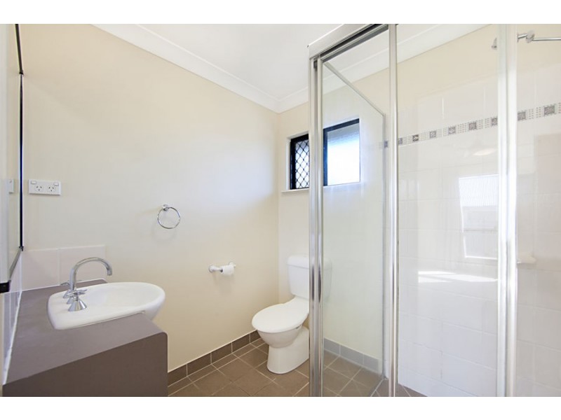 5 Lockyer Place, Mount Louisa QLD 4814