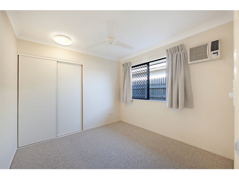 5 Lockyer Place, Mount Louisa QLD 4814