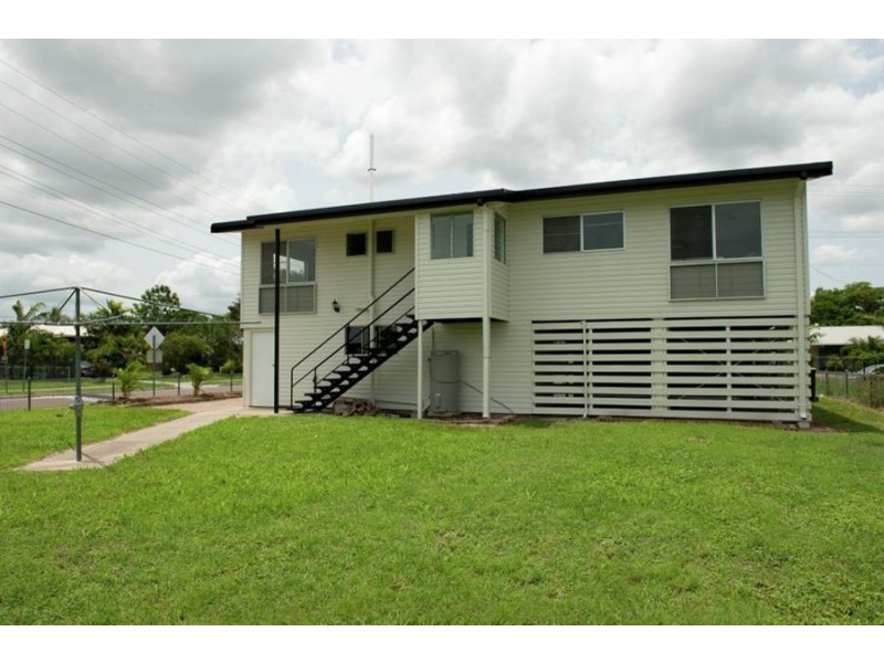 30 Hicks Street, Kirwan QLD 4817