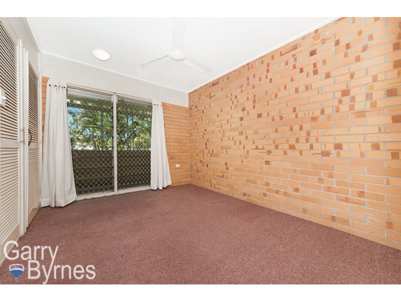 32 Paxton Street, North Ward QLD 4810