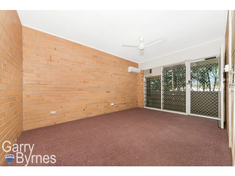 32 Paxton Street, North Ward QLD 4810