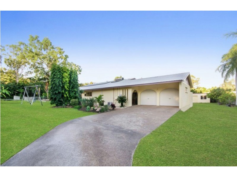 17 Kurrajong Court, Bushland Beach QLD 4818