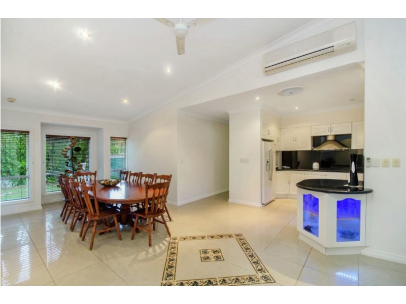 17 Kurrajong Court, Bushland Beach QLD 4818