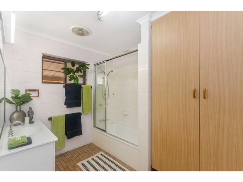 34 Wackett Street, Pallarenda QLD 4810