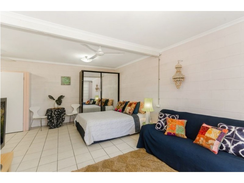 34 Wackett Street, Pallarenda QLD 4810