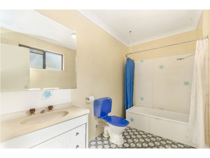 13 Balsam Street, Bushland Beach QLD 4818
