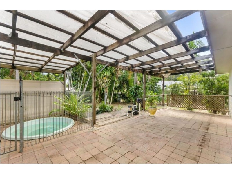13 Balsam Street, Bushland Beach QLD 4818