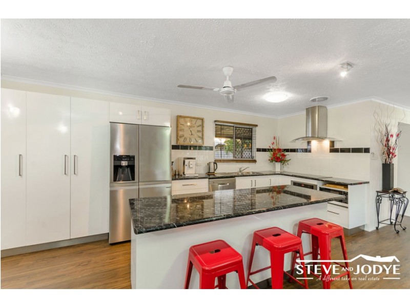 33 Alan John Street, Kelso QLD 4815