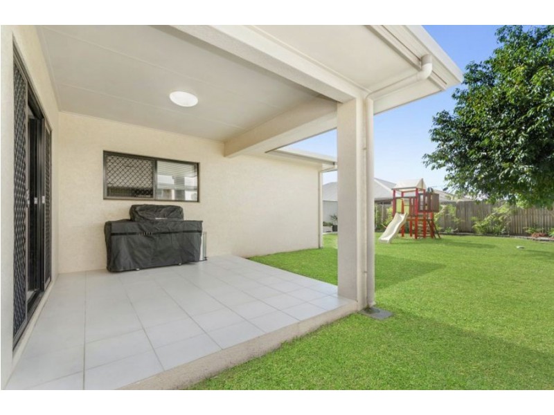 51 Daintree Drive, Bushland Beach QLD 4818