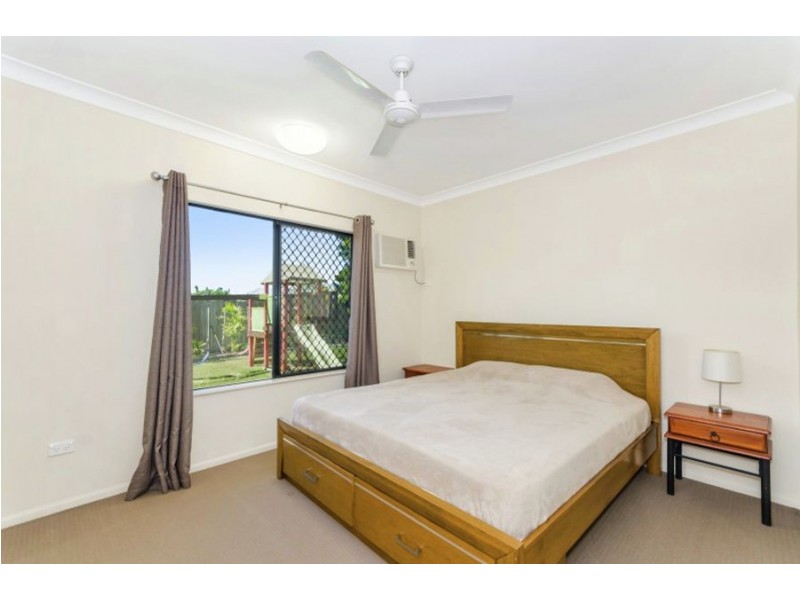 51 Daintree Drive, Bushland Beach QLD 4818