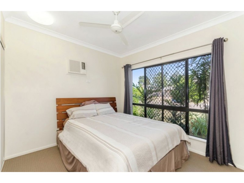51 Daintree Drive, Bushland Beach QLD 4818