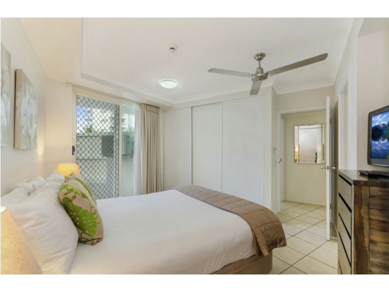 7/7 Mariners Drive, Townsville City QLD 4810