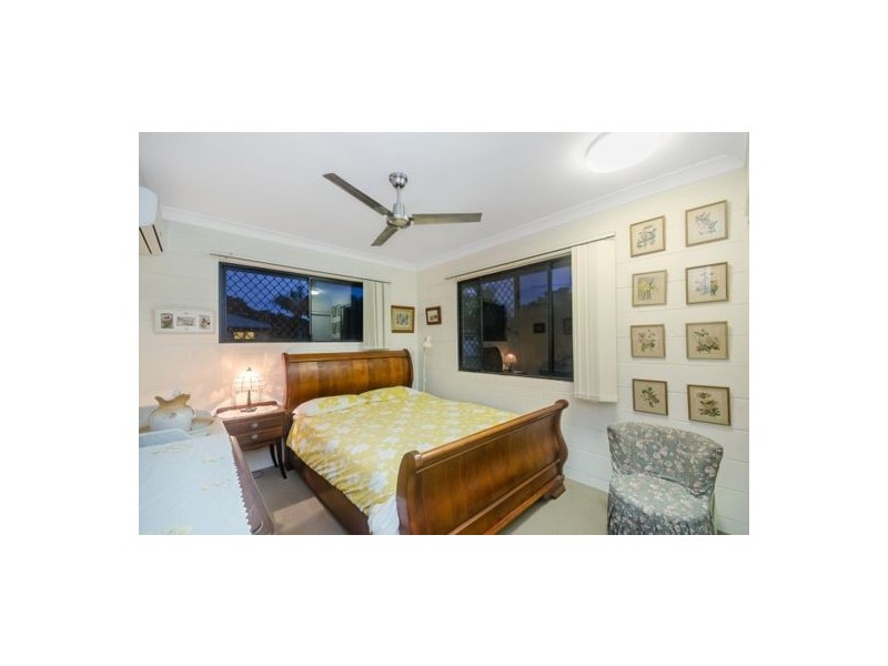 15 Dartmoor Drive, Kelso QLD 4815