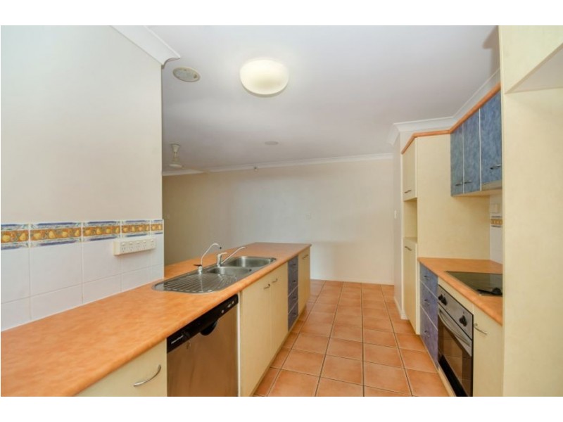 8 Pacific Avenue, Bushland Beach QLD 4818