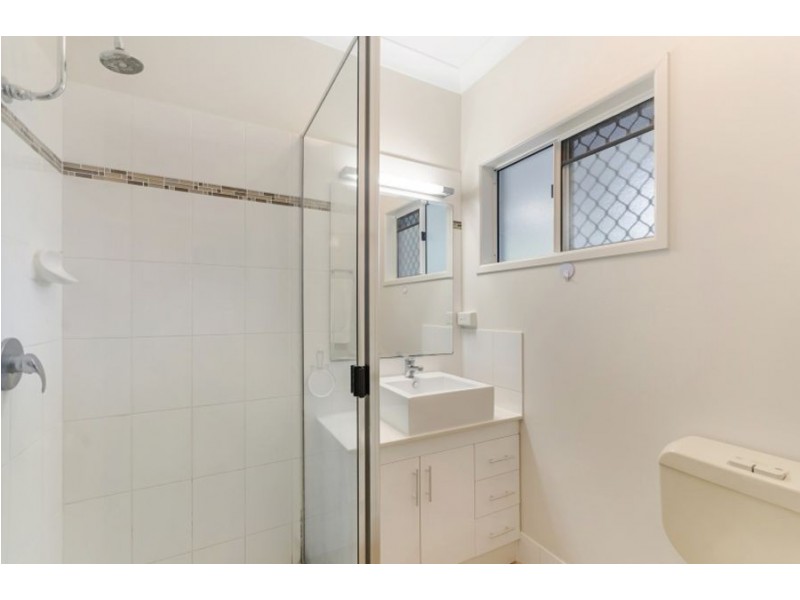 105 Coutts Drive, Bushland Beach QLD 4818