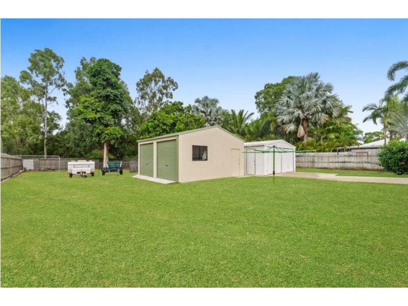 105 Coutts Drive, Bushland Beach QLD 4818