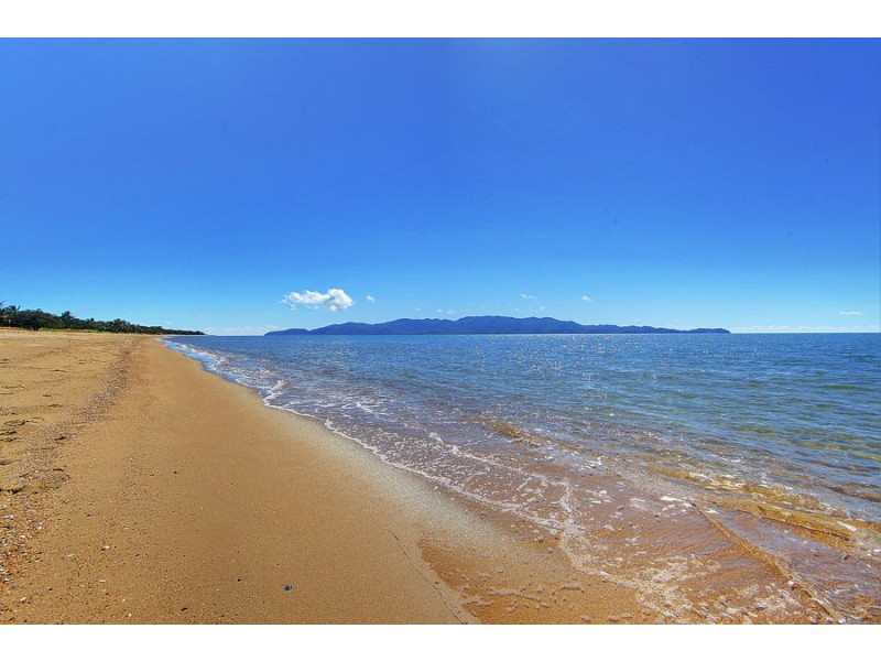 10 Marlow Street, Pallarenda QLD 4810