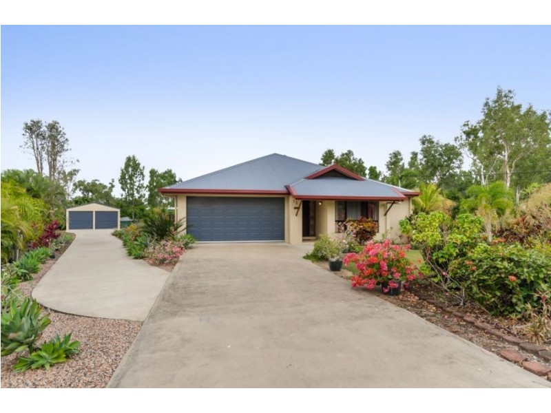 15 Caspian Court, Kelso QLD 4815