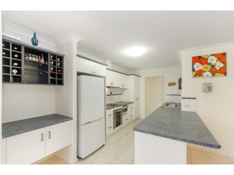 15 Caspian Court, Kelso QLD 4815