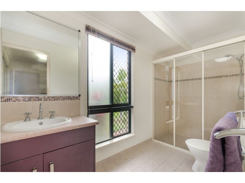 15 Caspian Court, Kelso QLD 4815