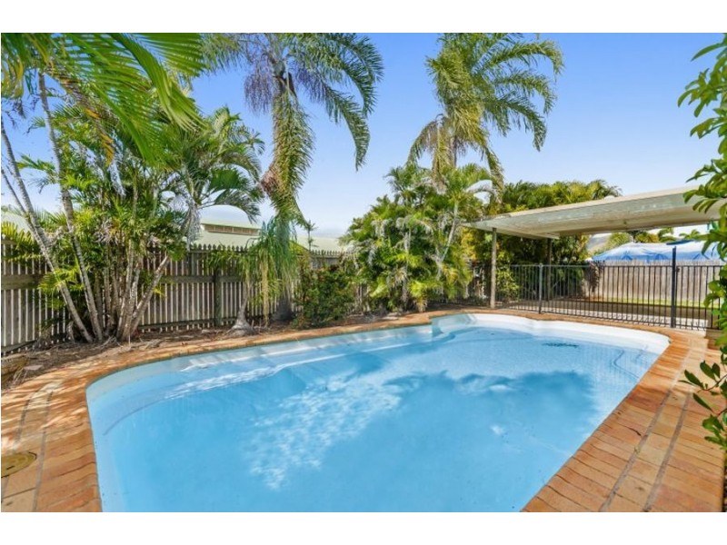 6 Emerald Street, Kirwan QLD 4817