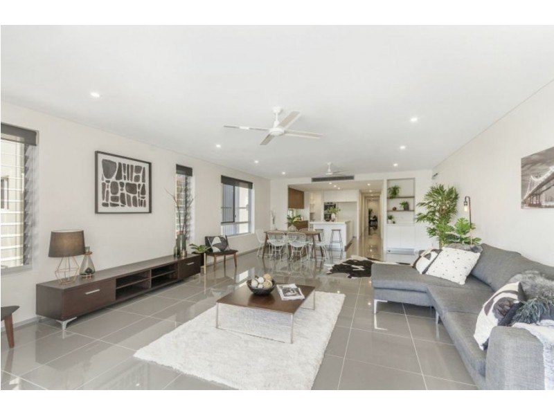 1/62 The Strand, North Ward QLD 4810