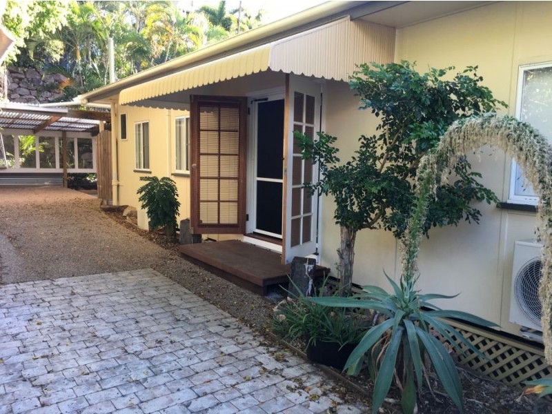 7 Carter Street, North Ward QLD 4810