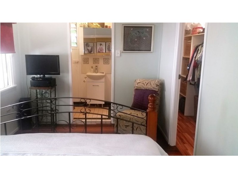 7 Carter Street, North Ward QLD 4810