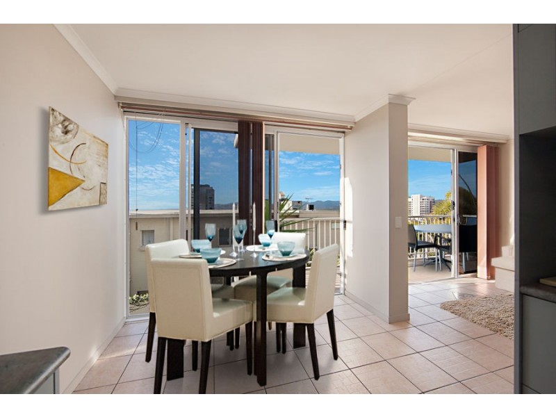 1/6 Hale Street, Townsville City QLD 4810