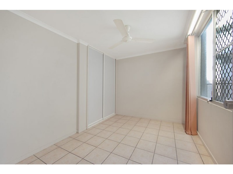 1/6 Hale Street, Townsville City QLD 4810