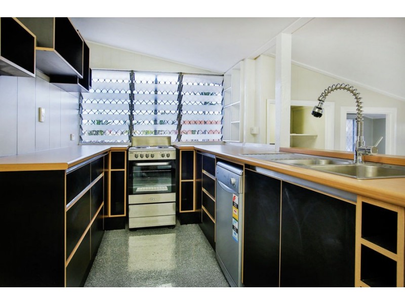 46 Morris Street, West End QLD 4810