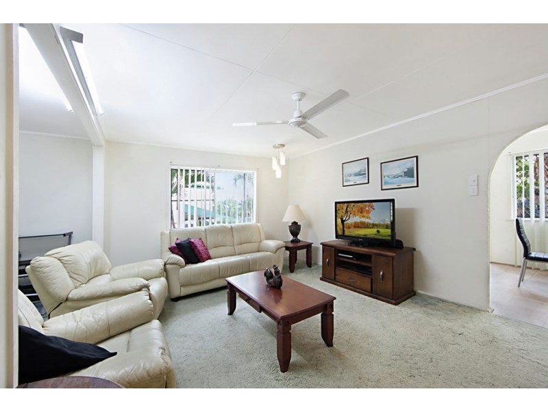 16 Barellan Street, Cranbrook QLD 4814