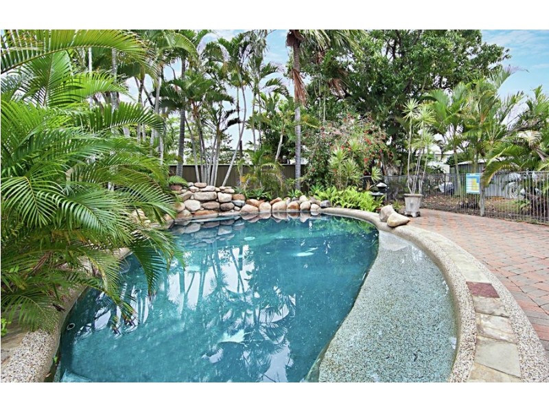 16 Barellan Street, Cranbrook QLD 4814