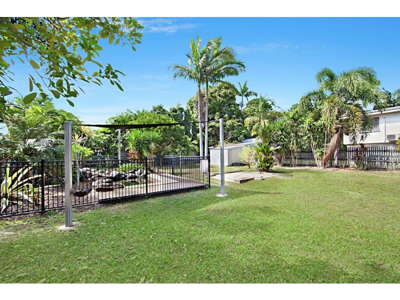 6 Churchill Street, Mundingburra QLD 4812