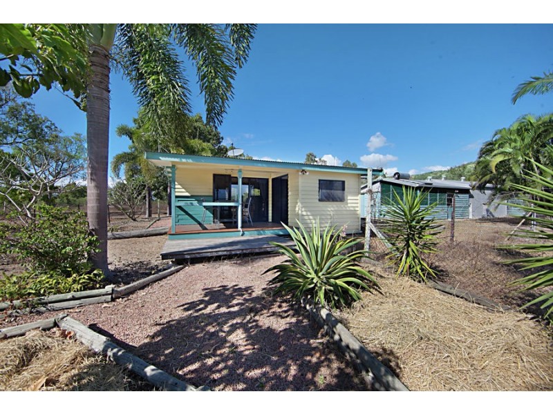 76 Paul James Drive, Nome QLD 4816