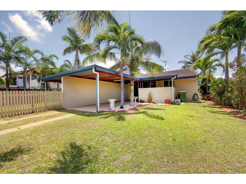 423 Ross River Road, Cranbrook QLD 4814