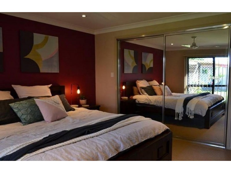 15 Osterlund Place, Burdell QLD 4818