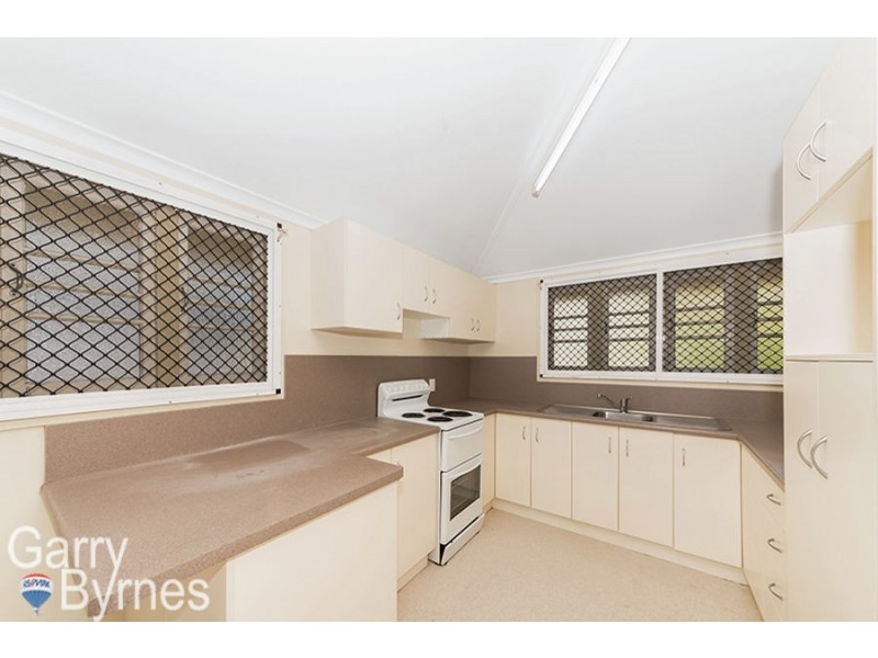 33 Bundock Street, Belgian Gardens QLD 4810