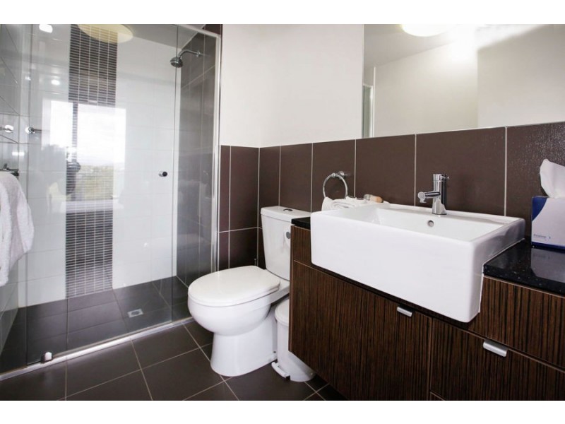 16/2-4 Kingsway Place, Townsville City QLD 4810