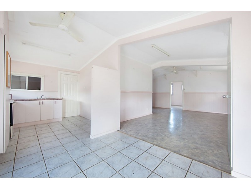 15 Jones Crescent, Nome QLD 4816