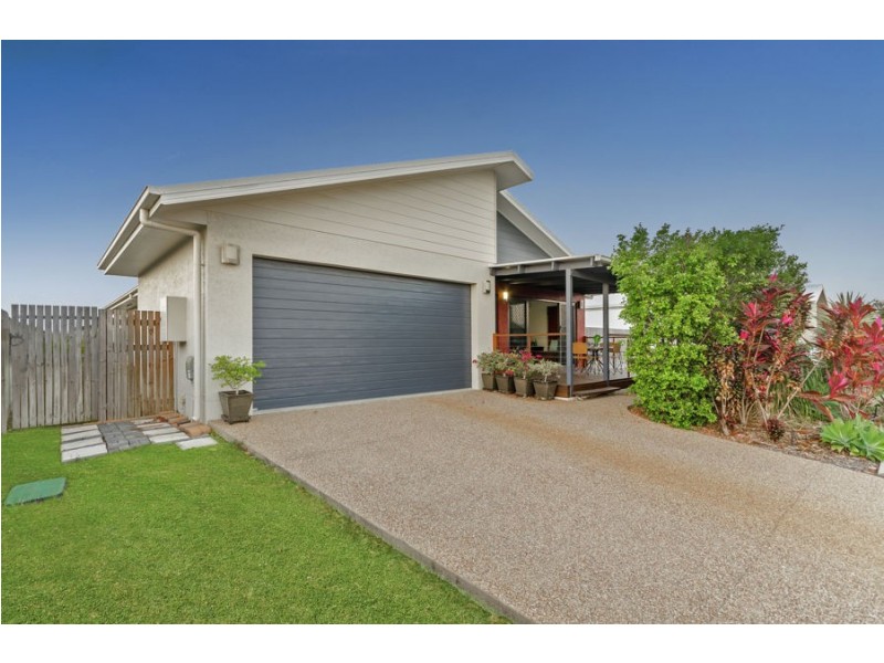 4 Dragon Flower Avenue, Mount Low QLD 4818