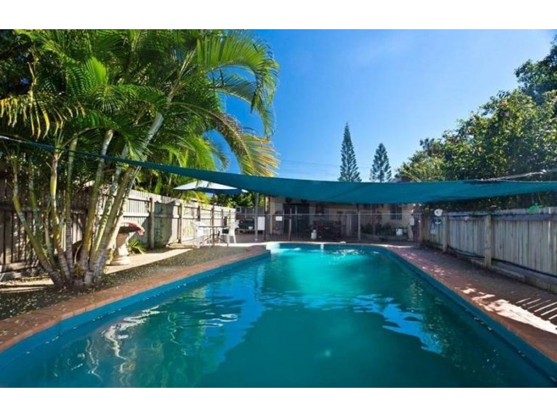 24 Wackett Street, Pallarenda QLD 4810