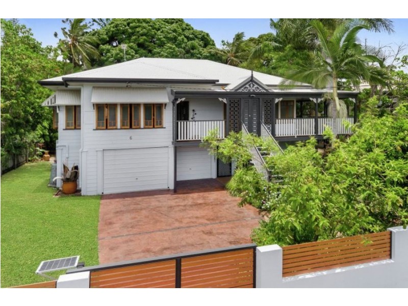 6 Carr Street, Hermit Park QLD 4812