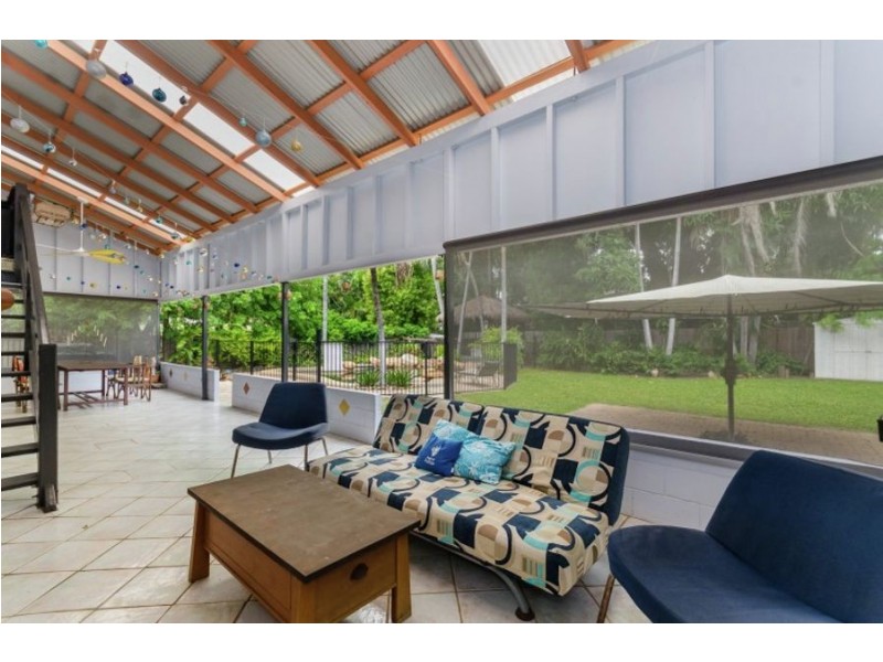 6 Carr Street, Hermit Park QLD 4812