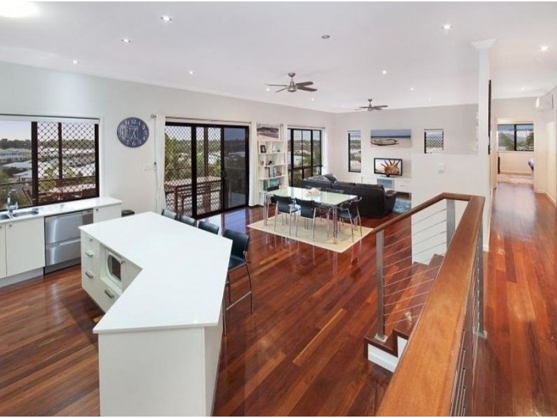 5 Harrier Court, Bushland Beach QLD 4818