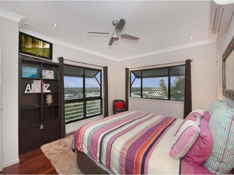 5 Harrier Court, Bushland Beach QLD 4818